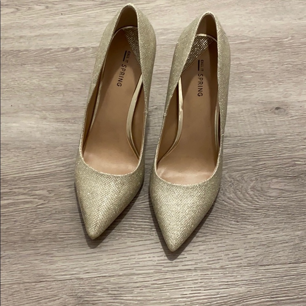Spring heels size 10